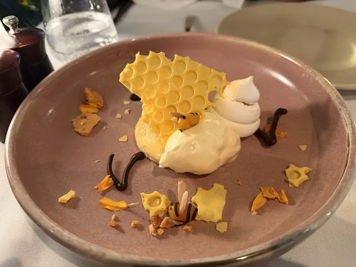 Ten Stories Picture 10