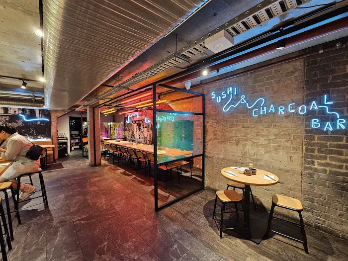 Sushi Hotaru Charcoal Bar Picture 10