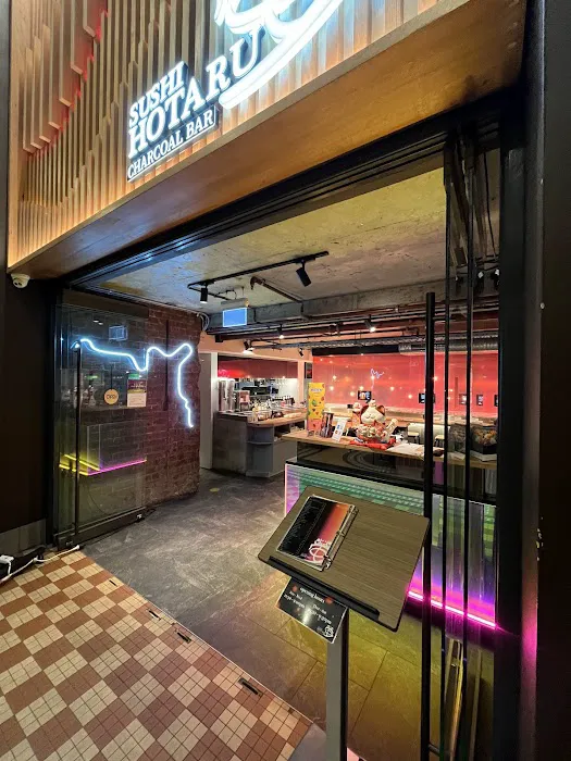 Sushi Hotaru Charcoal Bar Picture 4