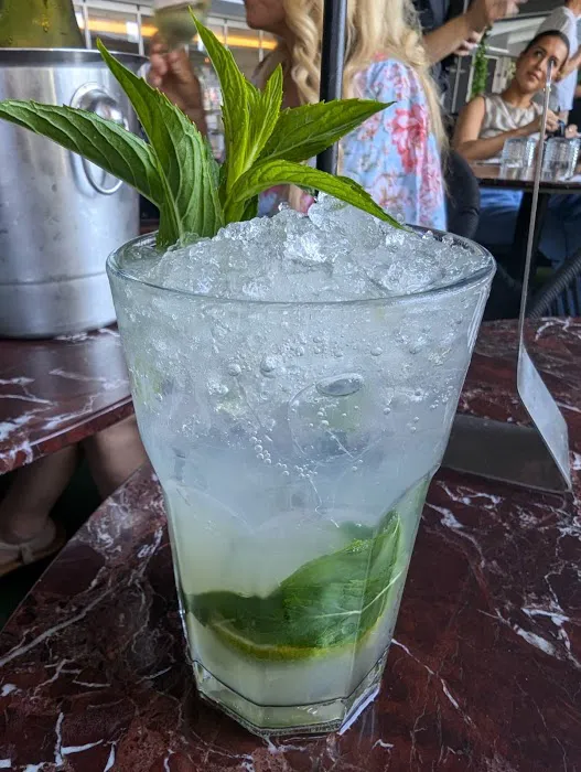 Planar Restaurant Picture 4