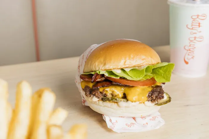 Betty's Burgers Picture 1