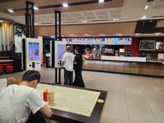 McDonald's Darling Quarter Picture 10