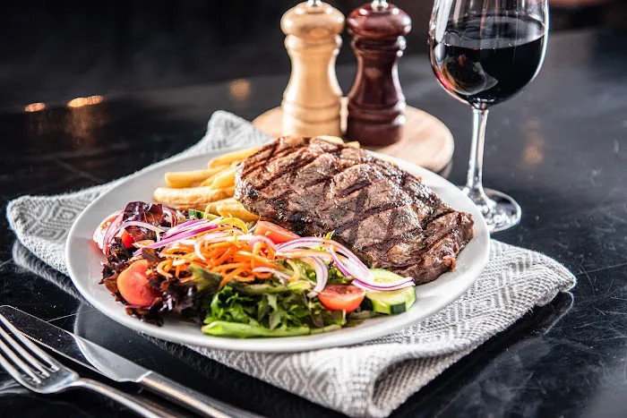 Zabou Bar & Grill Picture 3