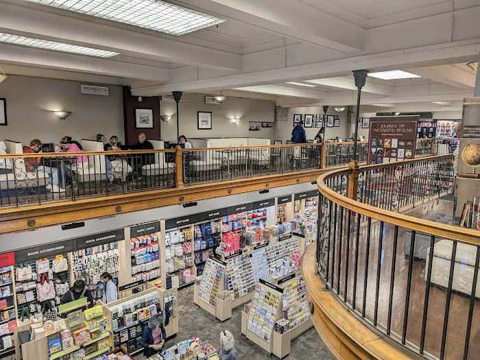 Dymocks Cafe Picture 6