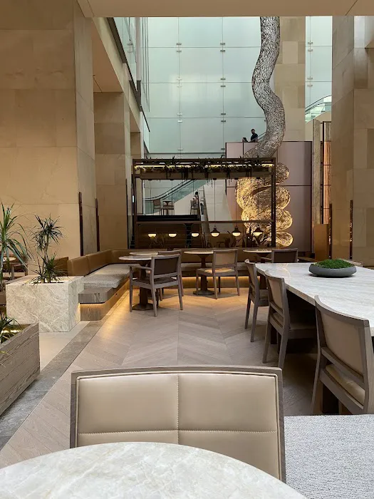 Seven Miles Cafe Picture 8