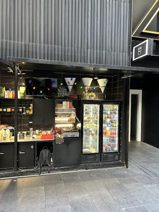 Coffee Shop Picture 9