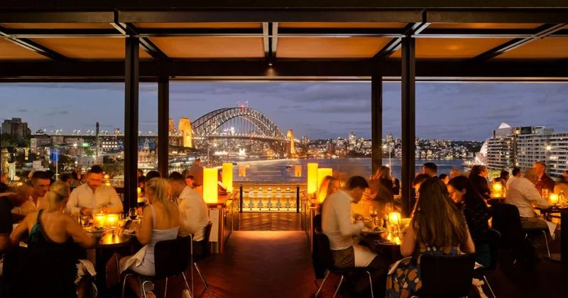 How Australian Restaurants Are Using Social Proof and Reviews to Attract Diners | Sydney Eats Explorer