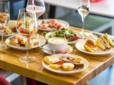 The Best Dining Spots in Australia for Breakfast Cocktails and Brunch Bubbles