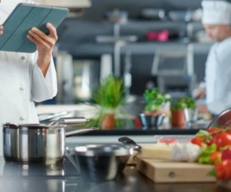 How Restaurants Are Using Smart Kitchen Technology to Reduce Waste in Australia