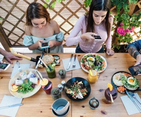How Restaurants Are Designing Menus to Appeal to Millennial and Gen Z Diners