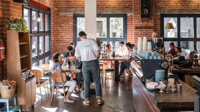 Best Cafes in Melbourne for Cozy Interiors & Relaxed Vibes