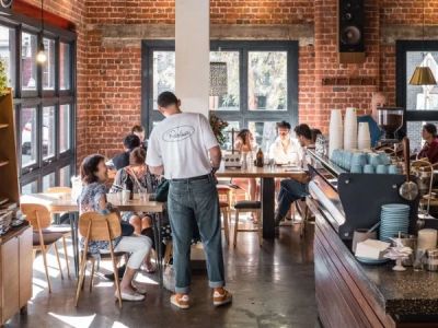 Best Cafes in Melbourne for Cozy Interiors & Relaxed Vibes